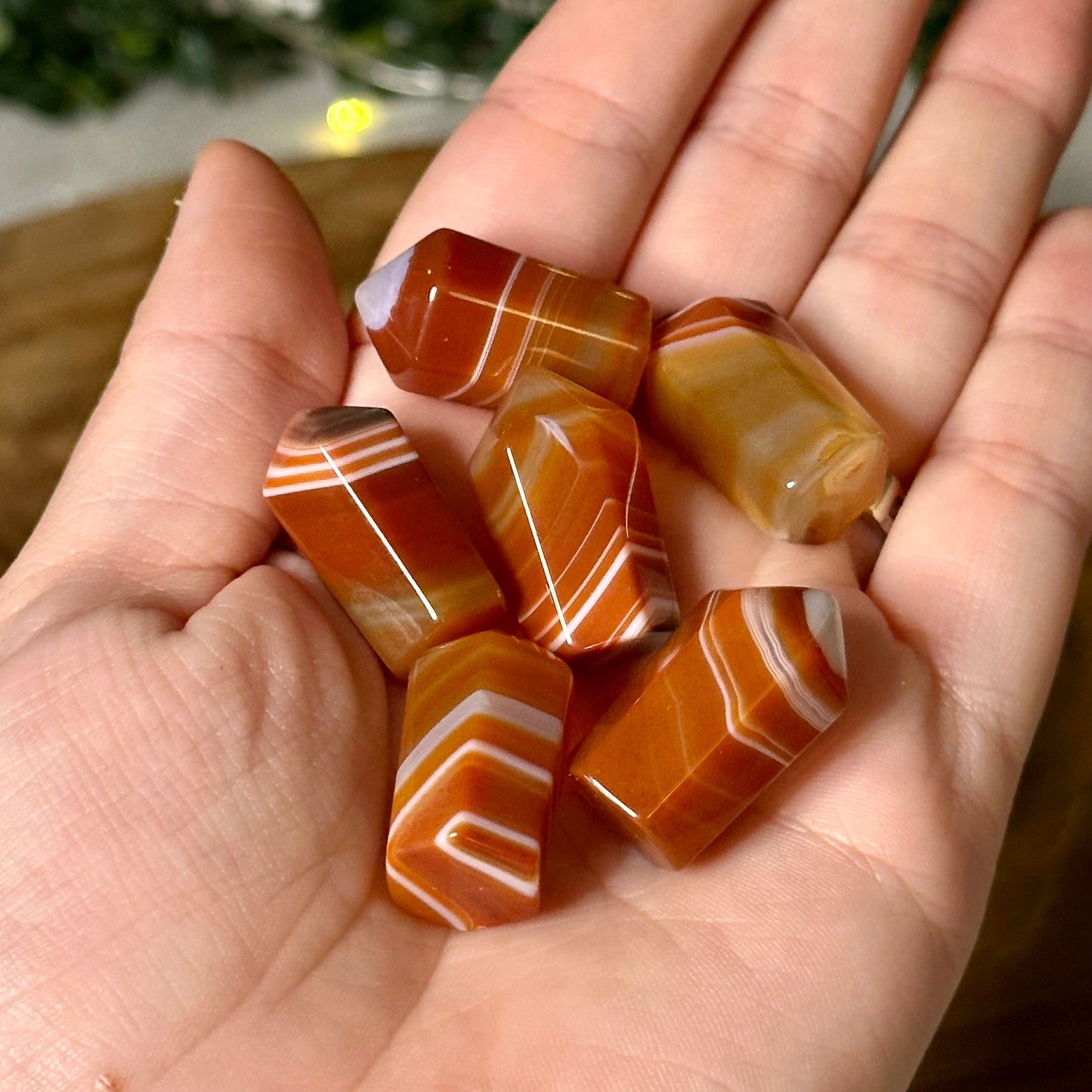 Mini Carnelian Point Banded Mini Points