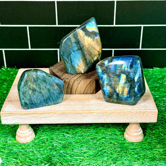 Labradorite Free Form