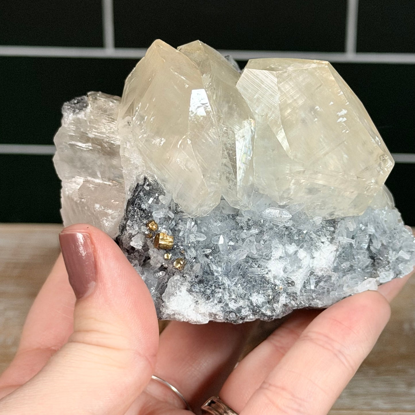 Diamond Calcite